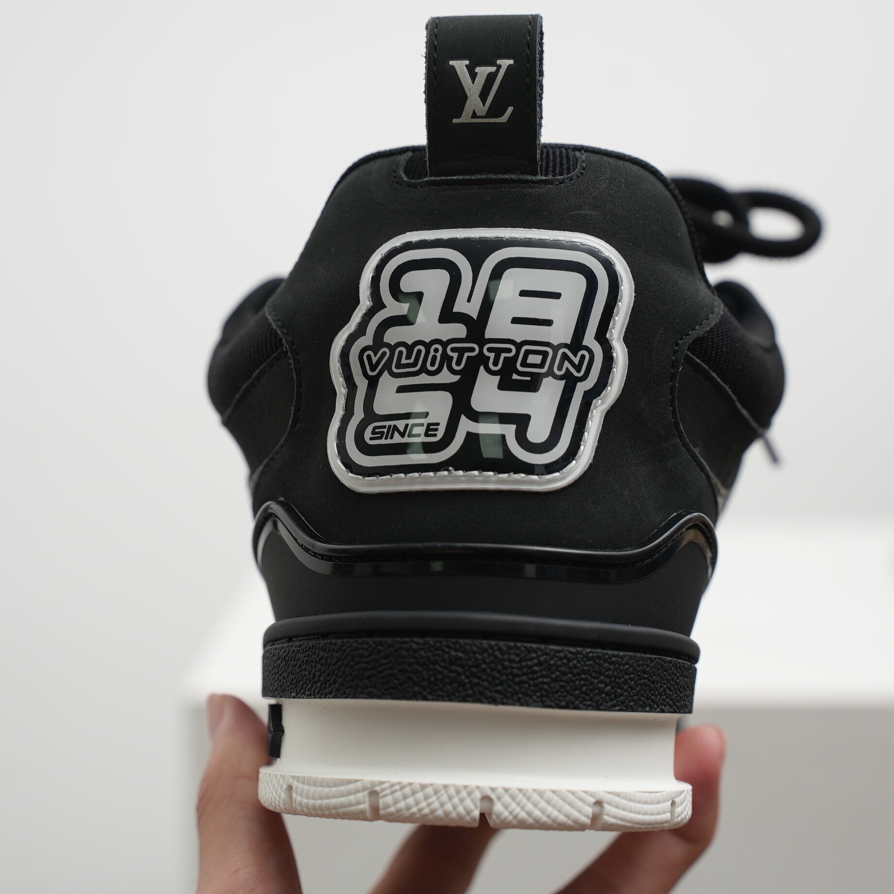 LV Skate Triple Black & White