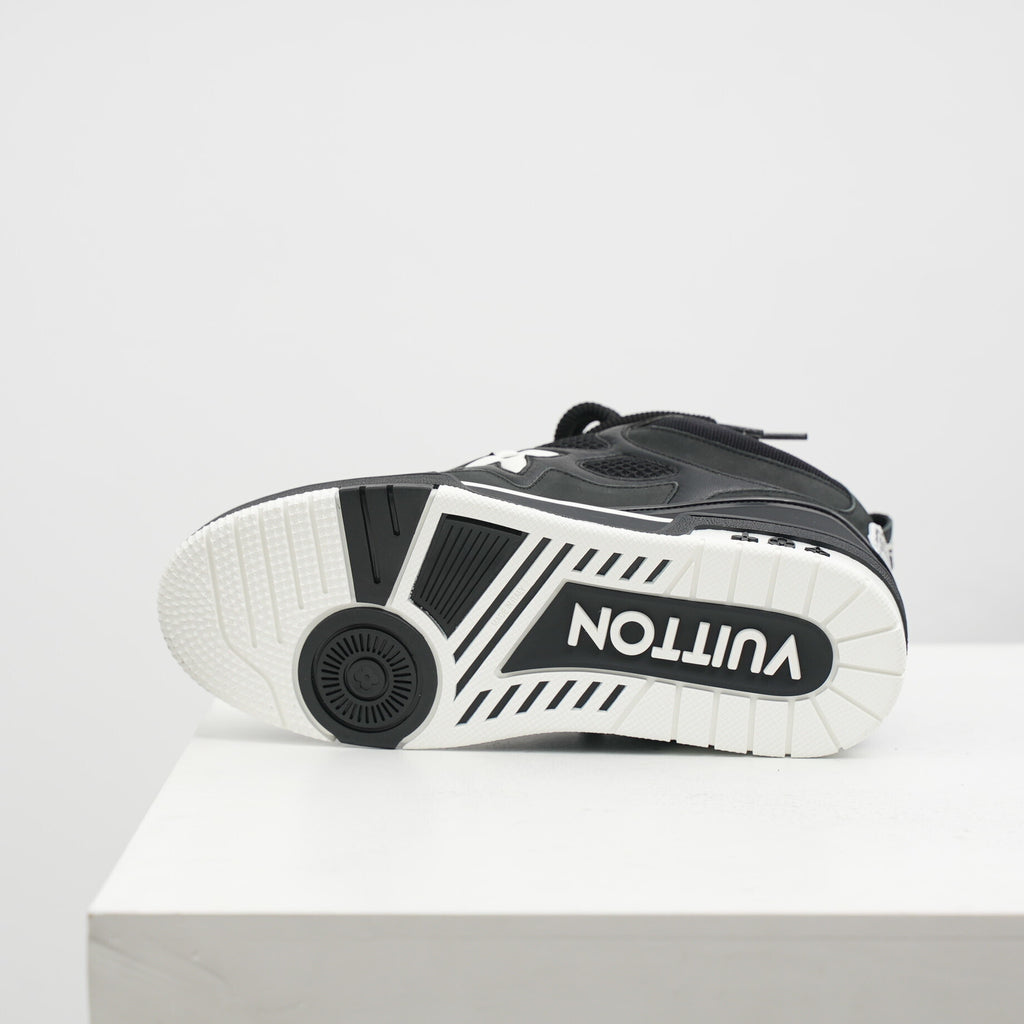 LV Skate Triple Black & White